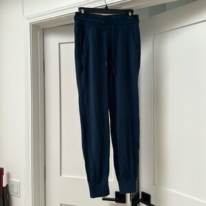 Lululemon Joggers Size 6